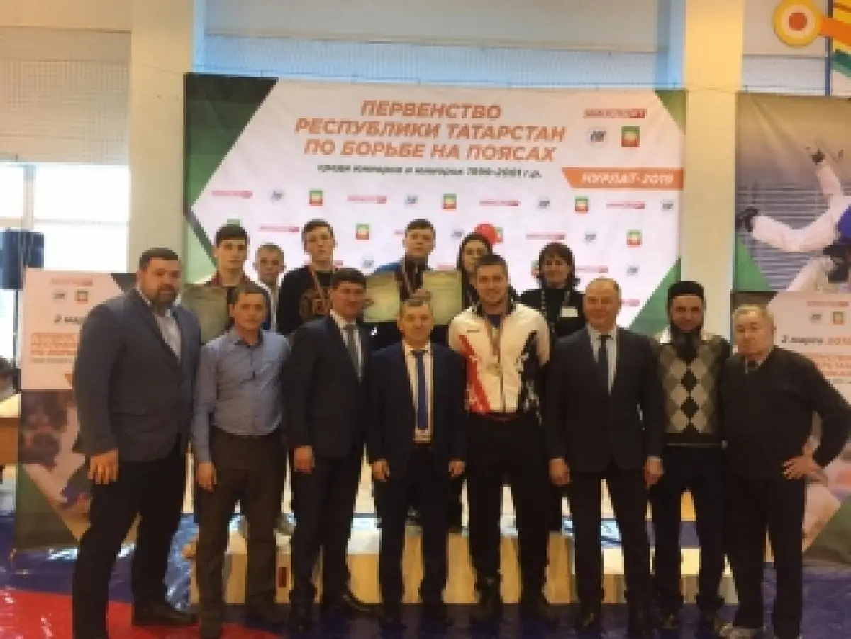 Первенство РТ среди юниоров и юниорок 18-20 лет,